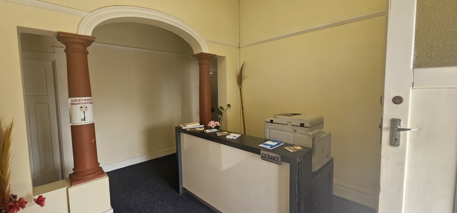 Commercial Property for Sale in Southernwood Eastern Cape
